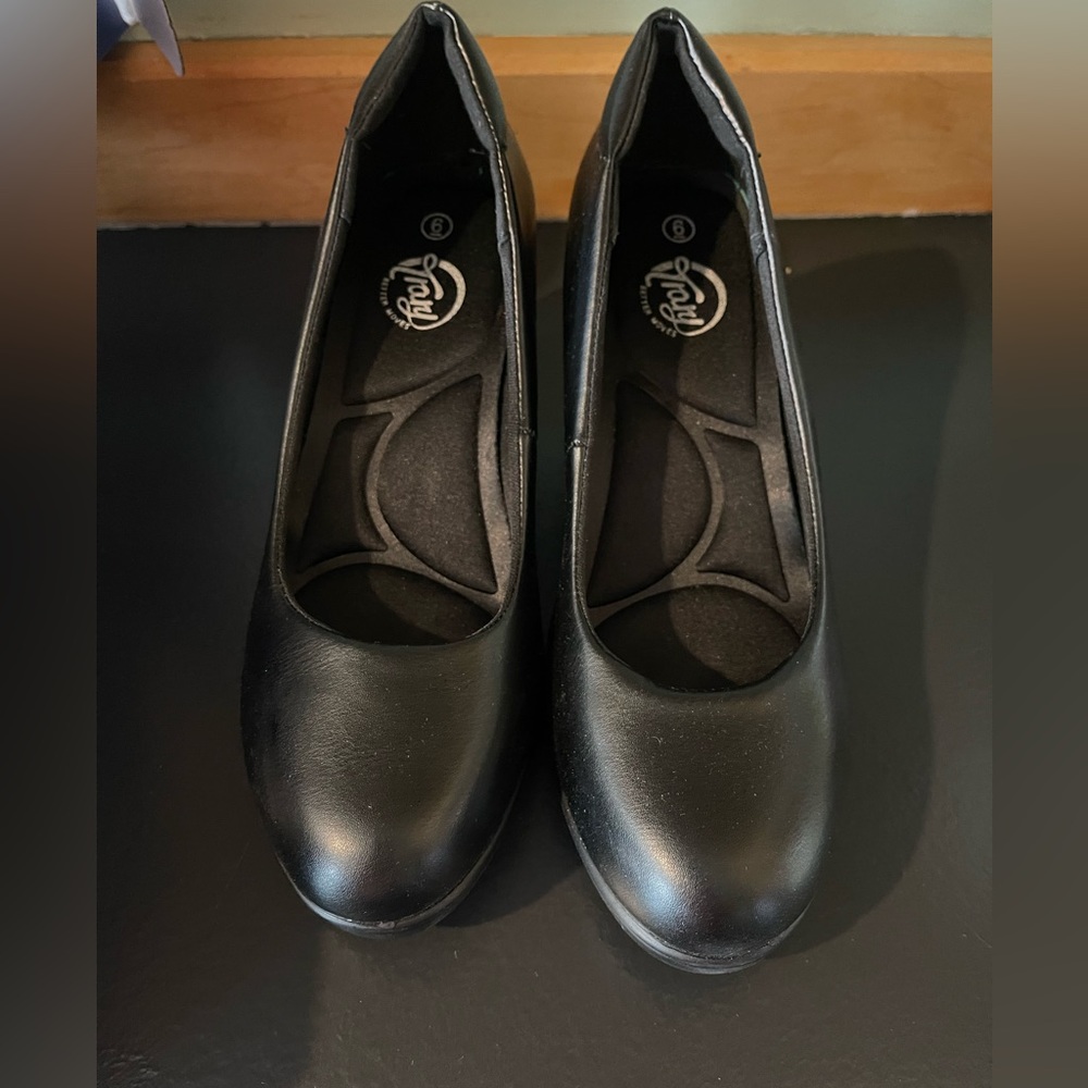 Pump heel shoes kitten heel women’s size 6 pumps/ shoes classic black - Picture 3 of 5